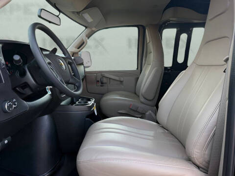 2026 Chevrolet Express 2500