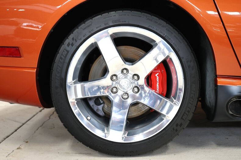 2006 Dodge Viper SRT-10
