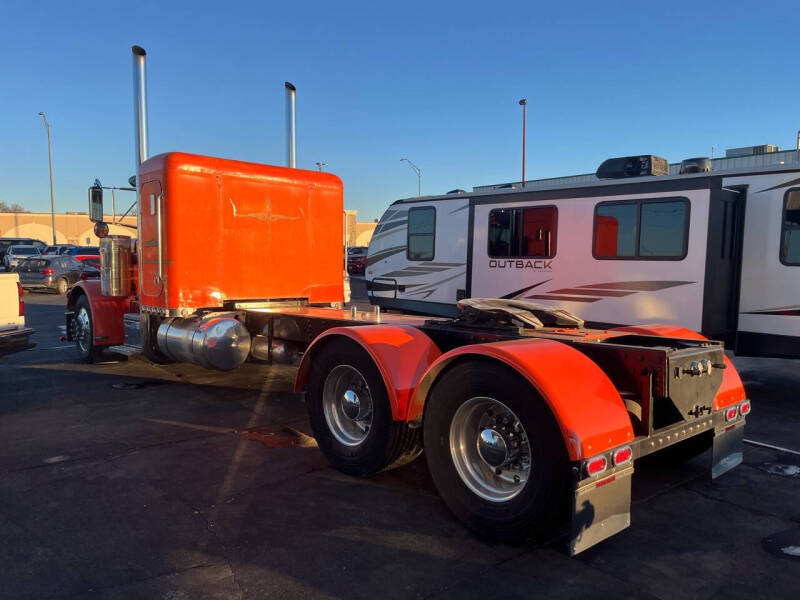 1984 Peterbilt 359