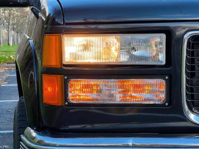 1993 GMC Suburban K2500