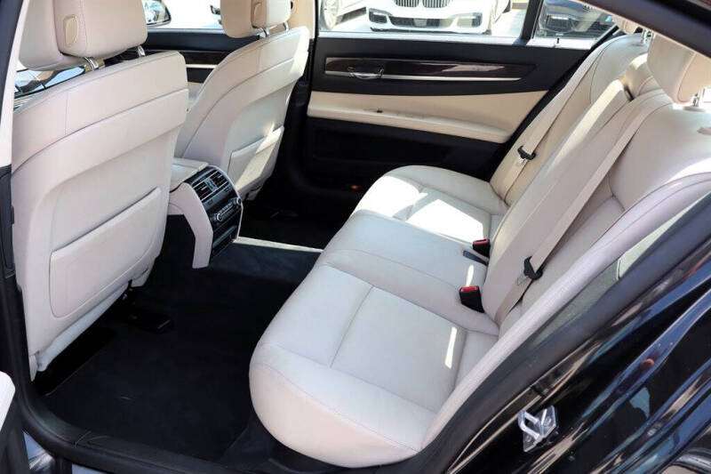 2012 BMW 7 Series 740Li