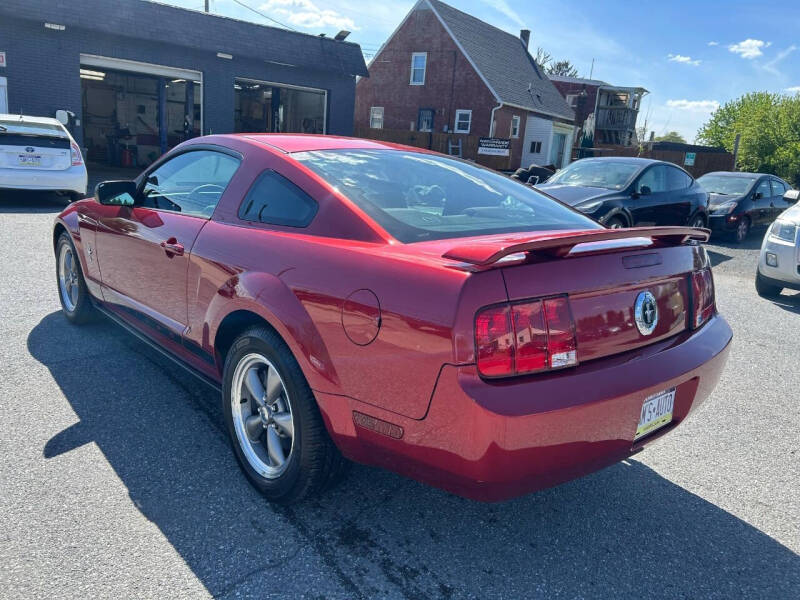 2006 Ford Mustang V6 Standard