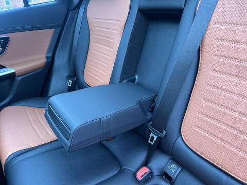 2025 Mercedes-Benz GLC GLC 300 4MATIC