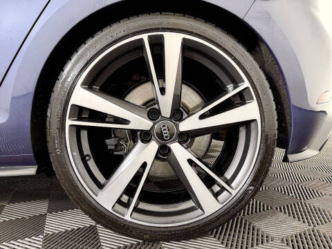 2018 Volkswagen Golf R 4Motion