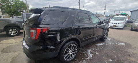 2017 Ford Explorer Sport