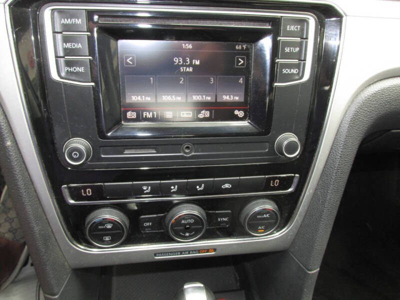 2016 Volkswagen Passat 1.8T S