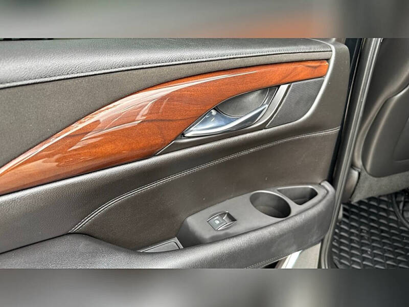 2015 Cadillac Escalade ESV Luxury