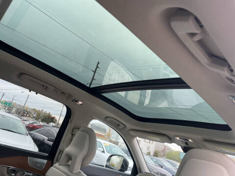 2018 Volvo XC90 T6 Inscription