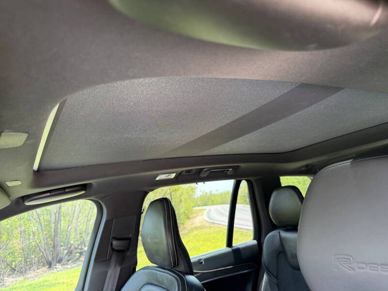 2019 Volvo XC90 T6 R-Design