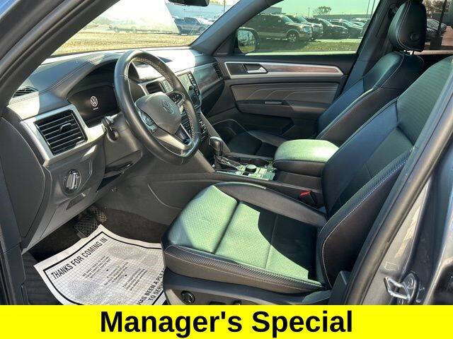 2022 Volkswagen Atlas Cross Sport SE 4Motion