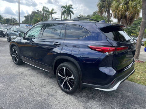 2022 Toyota Highlander XSE
