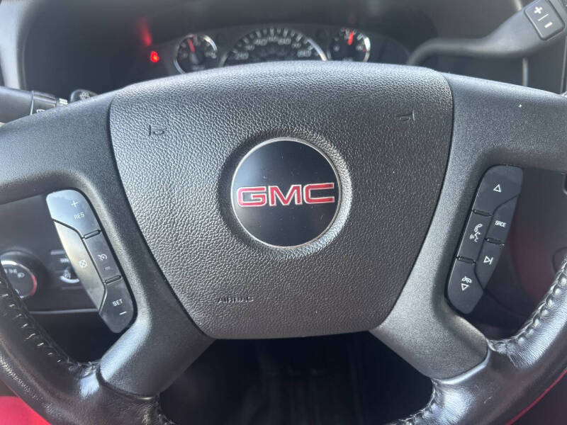 2023 GMC Savana 2500