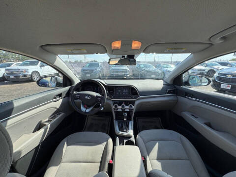 2019 Hyundai Elantra SEL