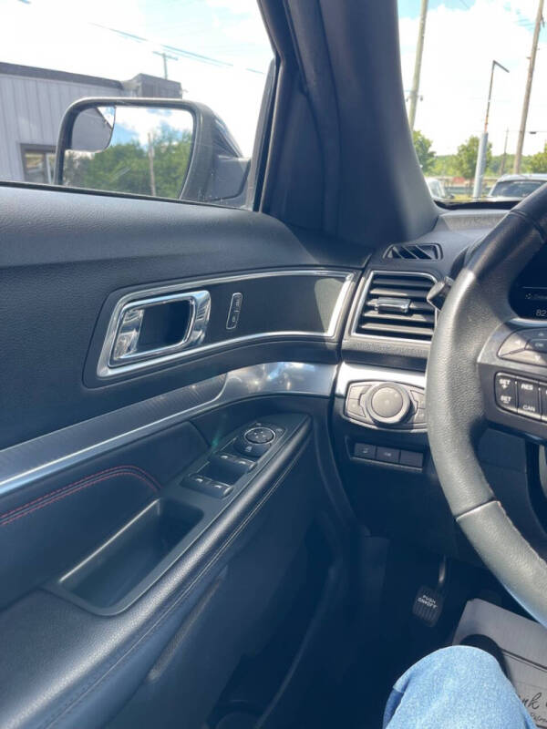 2018 Ford Explorer Sport