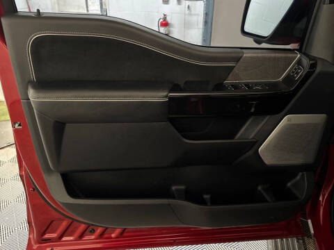 2024 Ford F-150 Lightning Platinum