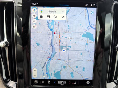 2023 Volvo XC60 B5 Plus Dark Theme