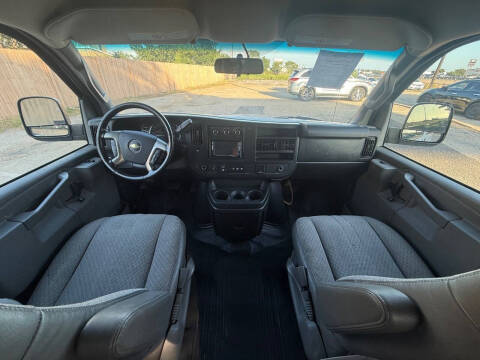2017 Chevrolet Express 2500