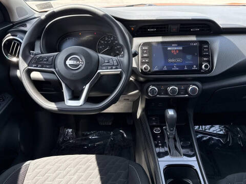 2023 Nissan Kicks SV