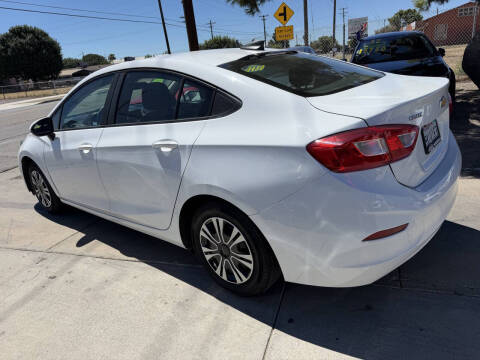 2017 Chevrolet Cruze LS Auto