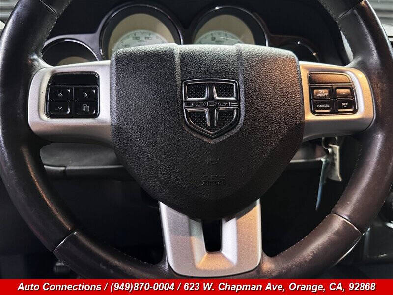 2013 Dodge Challenger SXT