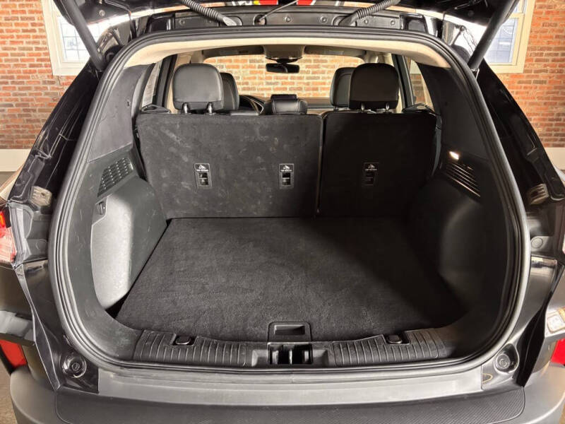 2020 Ford Escape Hybrid Titanium