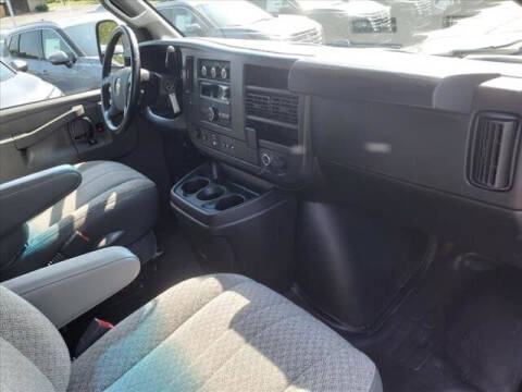 2022 Chevrolet Express 2500