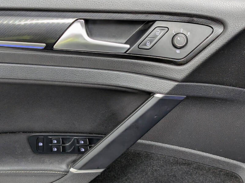 2019 Volkswagen Golf R 4Motion