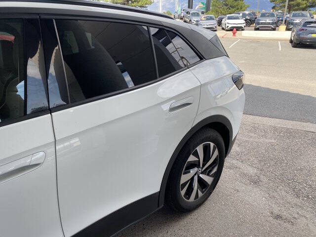 2023 Volkswagen ID.4 Pro