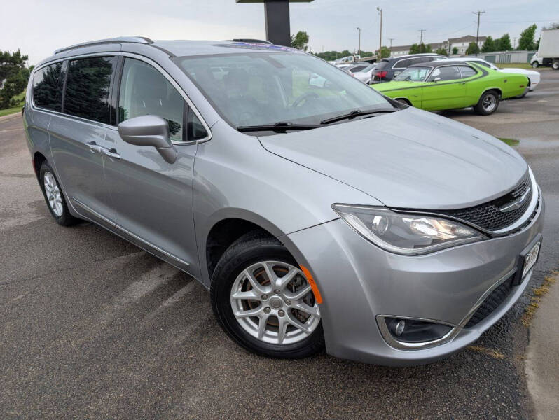 2020 Chrysler Pacifica Touring L