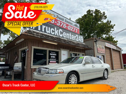 2004 Lincoln Town Car for sale at Oscar's Truck Center, LLC in Houston TX