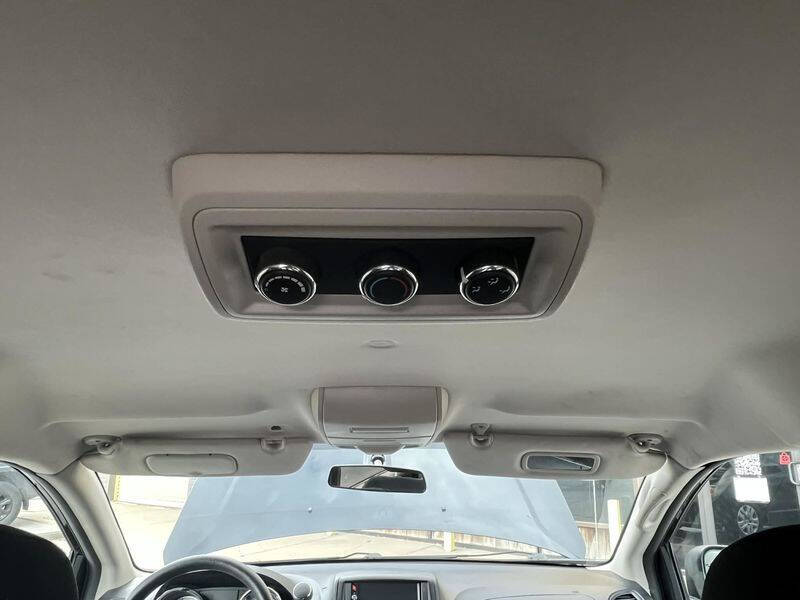 2017 Dodge Grand Caravan SE