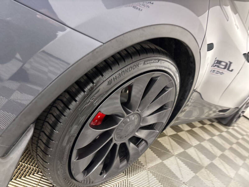 2023 Tesla Model Y Performance