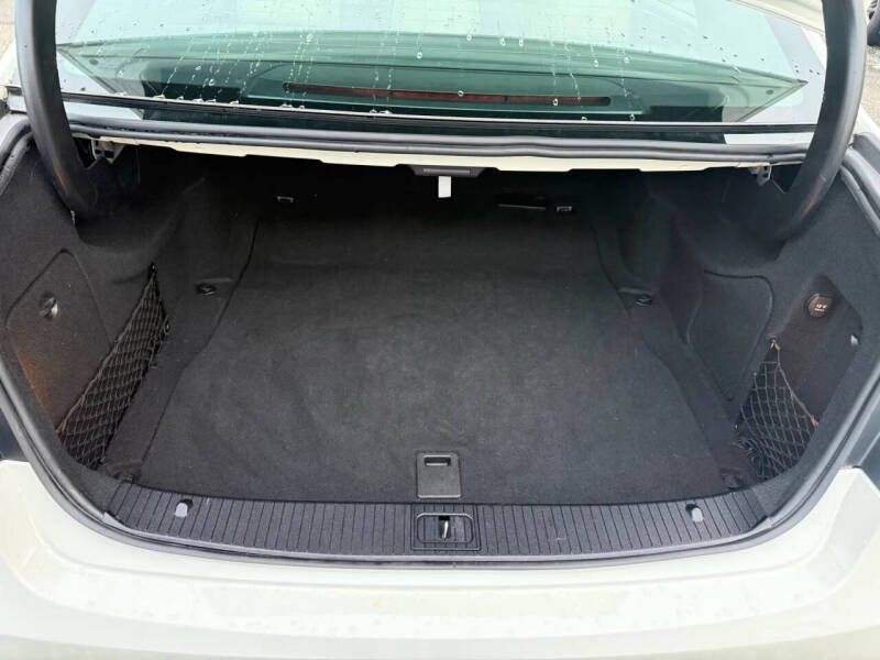 2011 Mercedes-Benz E-Class