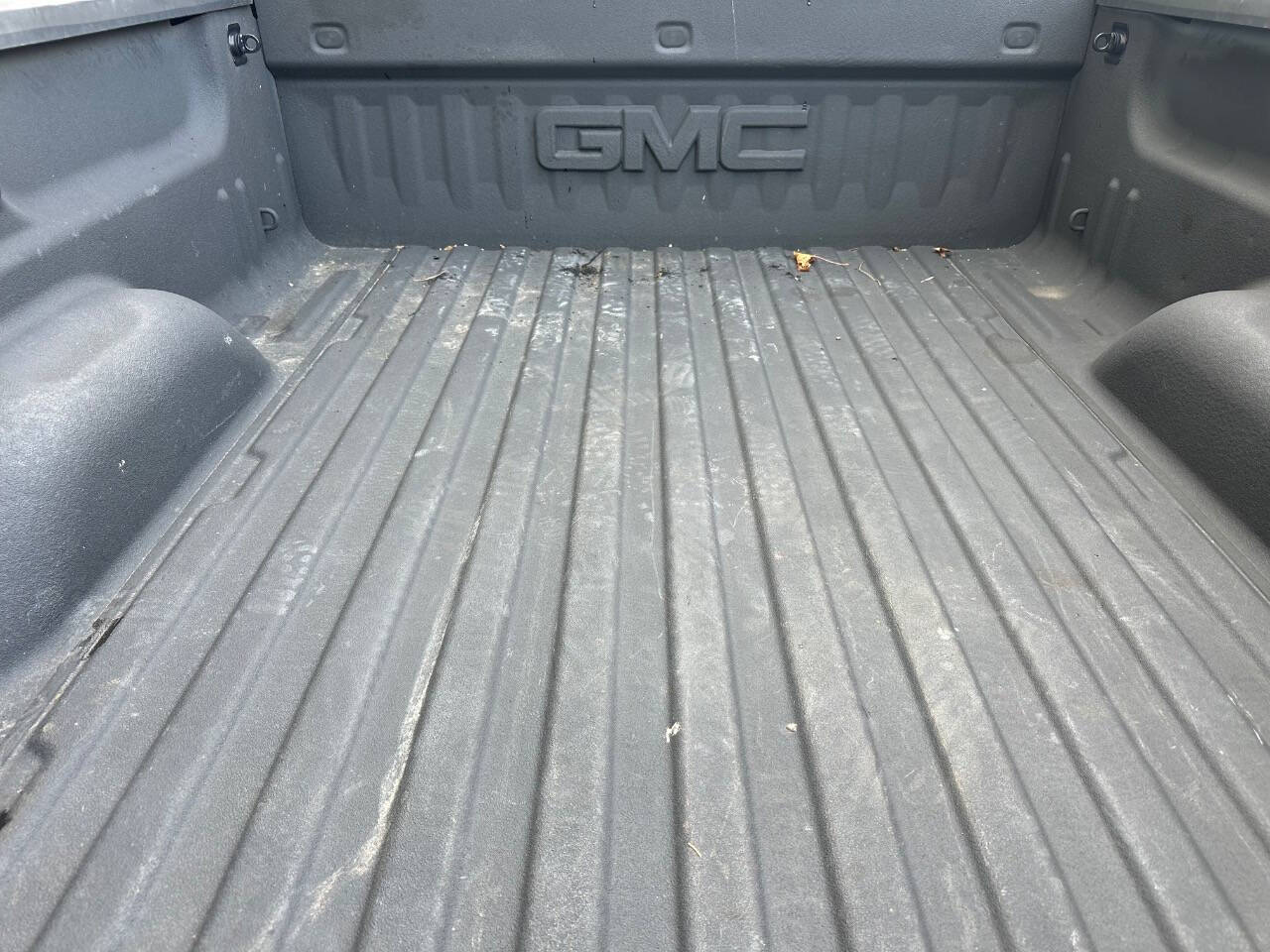 2018 GMC Sierra 1500 for sale at Phoenix Motor Co in Romulus, MI