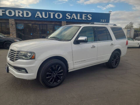 2015 Lincoln Navigator for sale at Hanford Auto Sales in Hanford CA