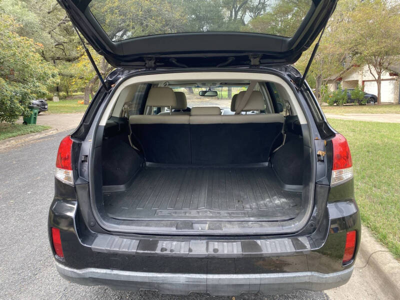 2011 Subaru Outback 2.5i Premium