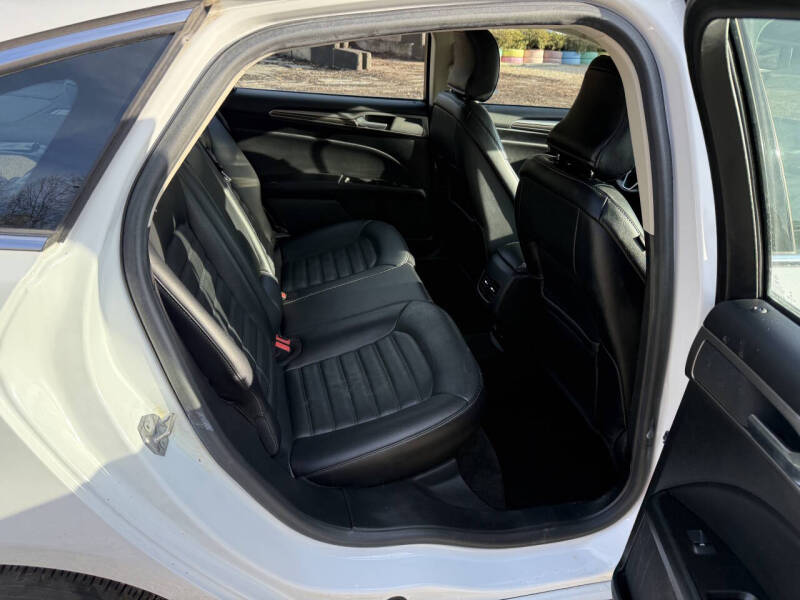 2018 Ford Fusion Hybrid SE