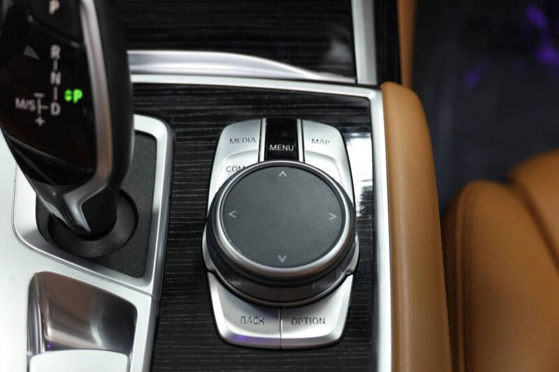 2021 BMW 7 Series 750i xDrive