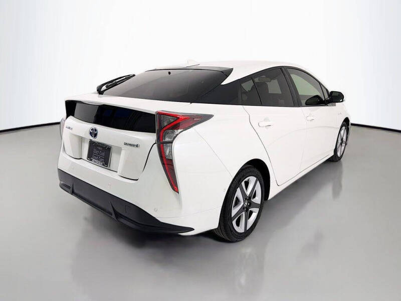 2017 Toyota Prius Three Touring