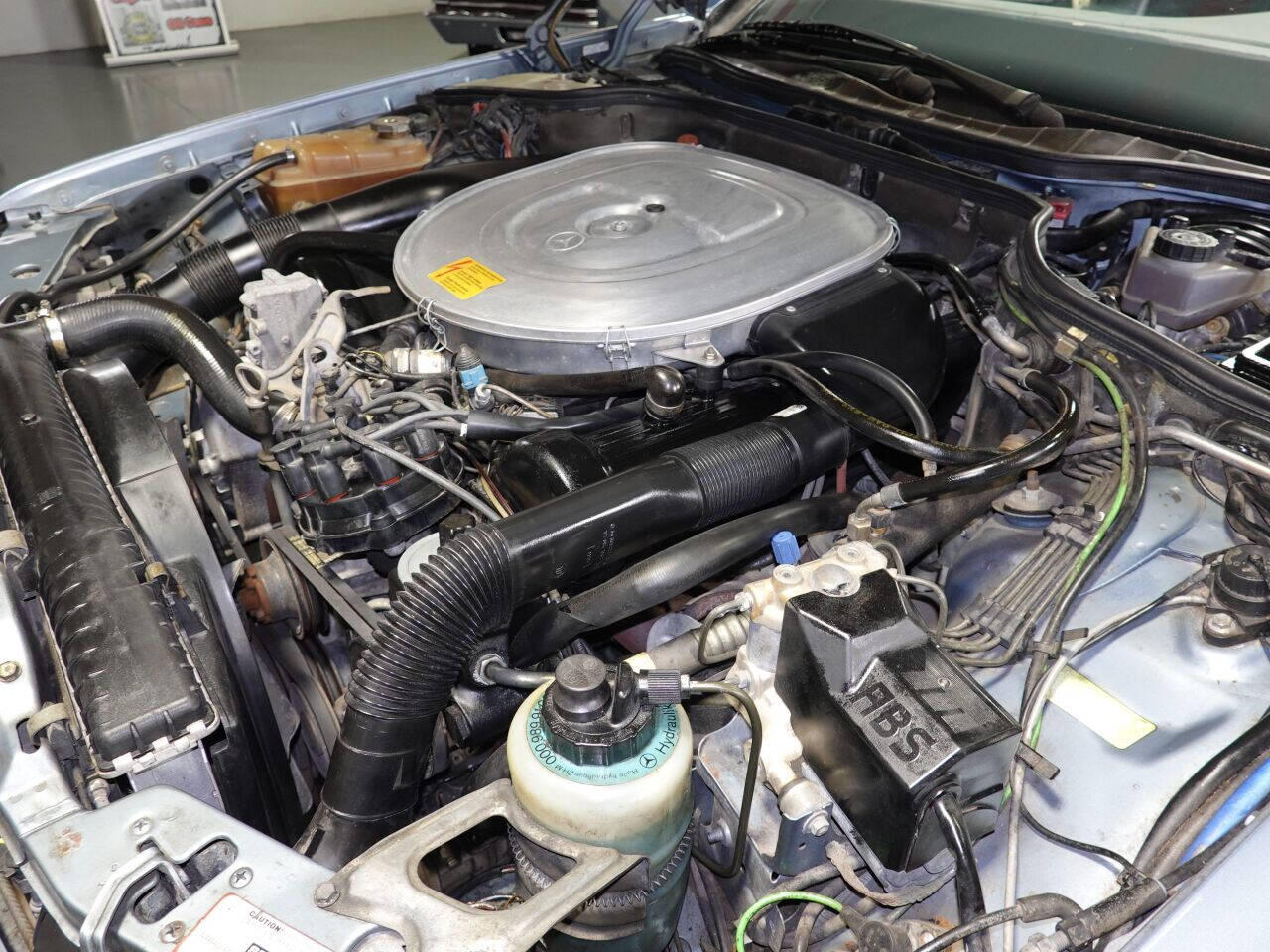 1987 Mercedes-Benz 560-Class 45
