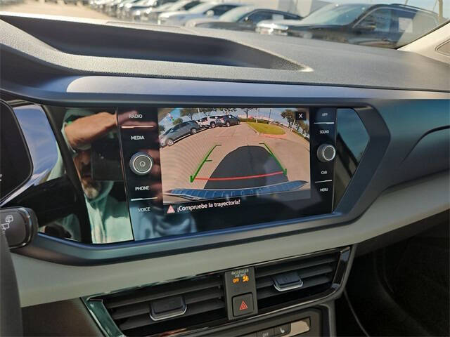 2022 Volkswagen Taos SE 4Motion