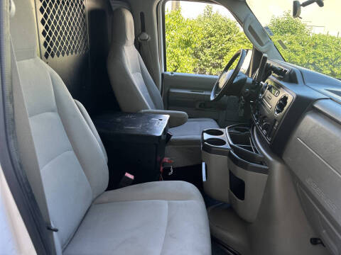 2014 Ford E-Series E-150