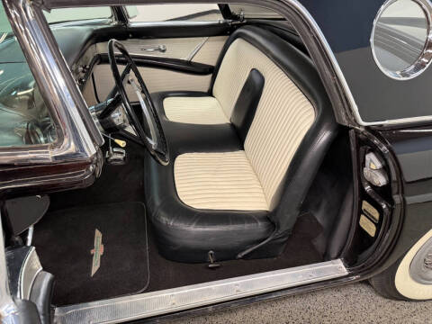 1956 Ford Thunderbird