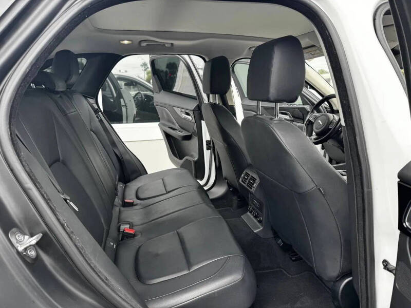 2017 Jaguar F-PACE 35t