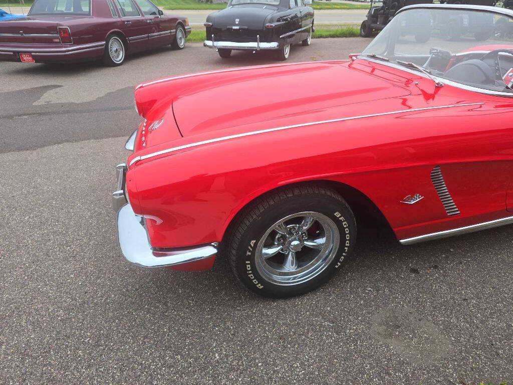 1962 Chevrolet Corvette 80