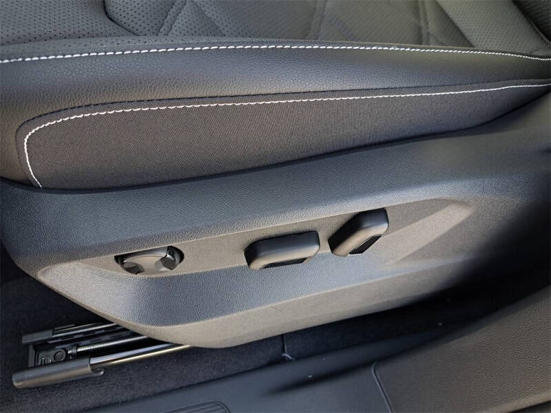 2026 Volkswagen Atlas SE