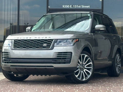 2020 Land Rover Range Rover P525 HSE