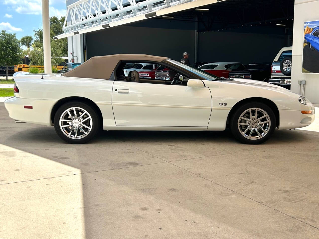 2002 Chevrolet Camaro 18