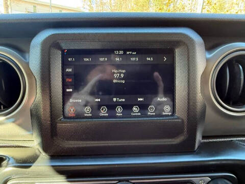 2022 Jeep Gladiator Sport S