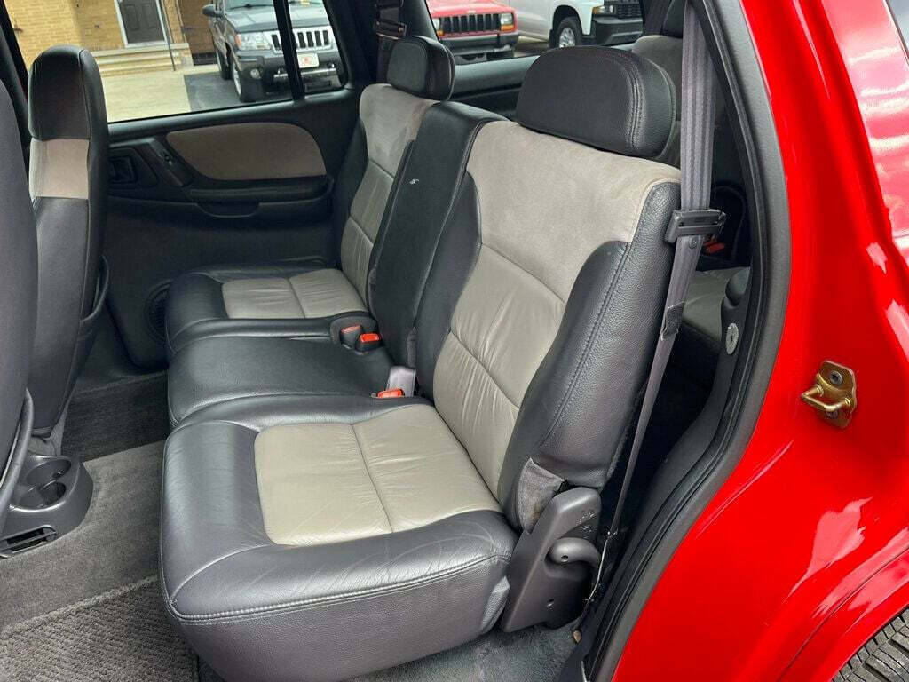 2000 Dodge Durango 30